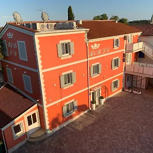 Bb-ld krevet i doručak