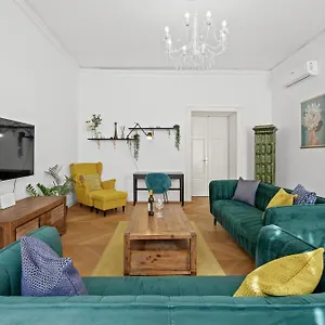 Augier - Elegant & Spacious - Centre Pula