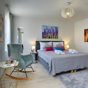  Appartement D&a Center With Free Parking