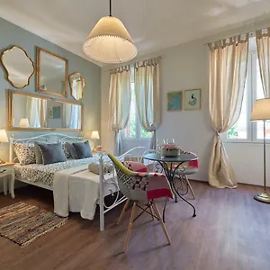 Old Romanitic 1 With Free Private Parking Apartament